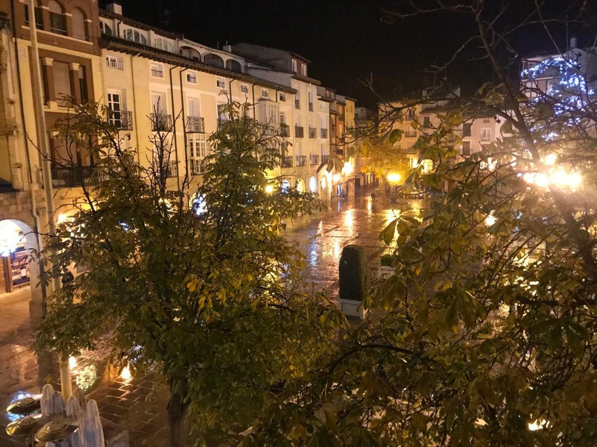 Apto Con Vistas A La Catedral Y Aire Acondicionado Logroño Zewnętrze zdjęcie