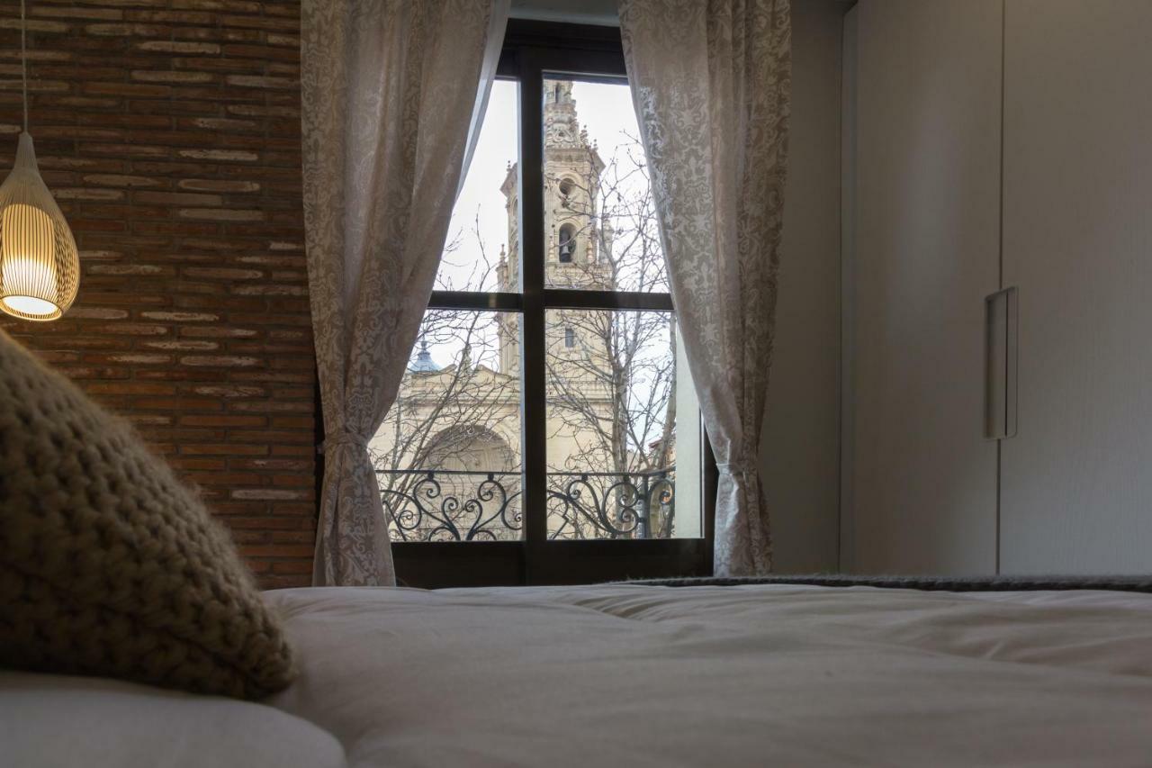Apto Con Vistas A La Catedral Y Aire Acondicionado Logroño Zewnętrze zdjęcie